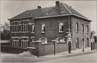 BE_Place_1900-1961_Leerbeek Gemeentehuis school.jpg